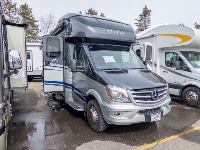 2019 Tiffin Wayfarer 24FW